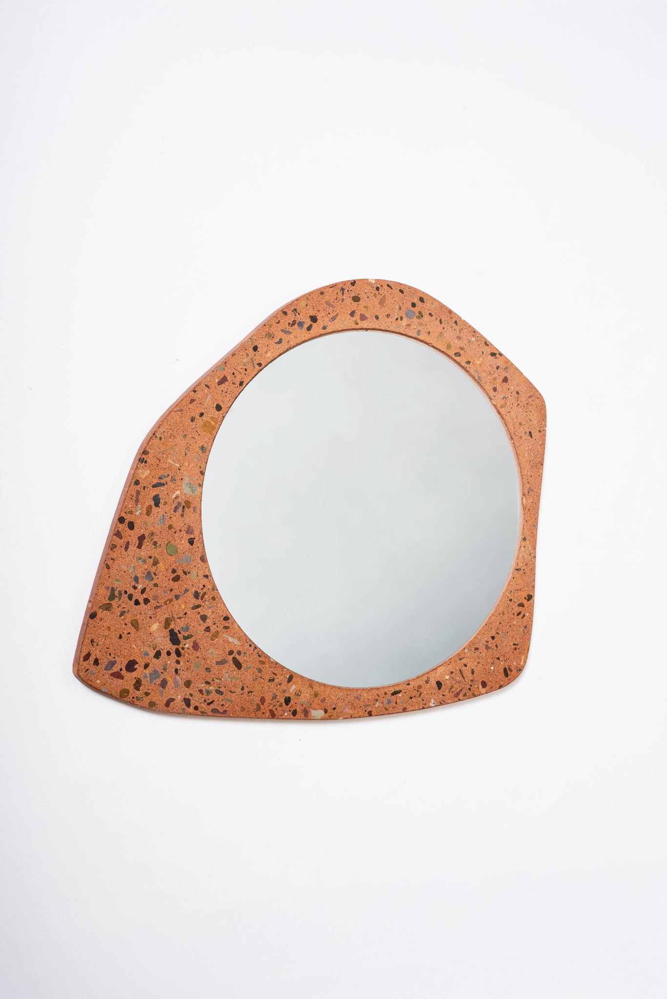 Nova Mirror